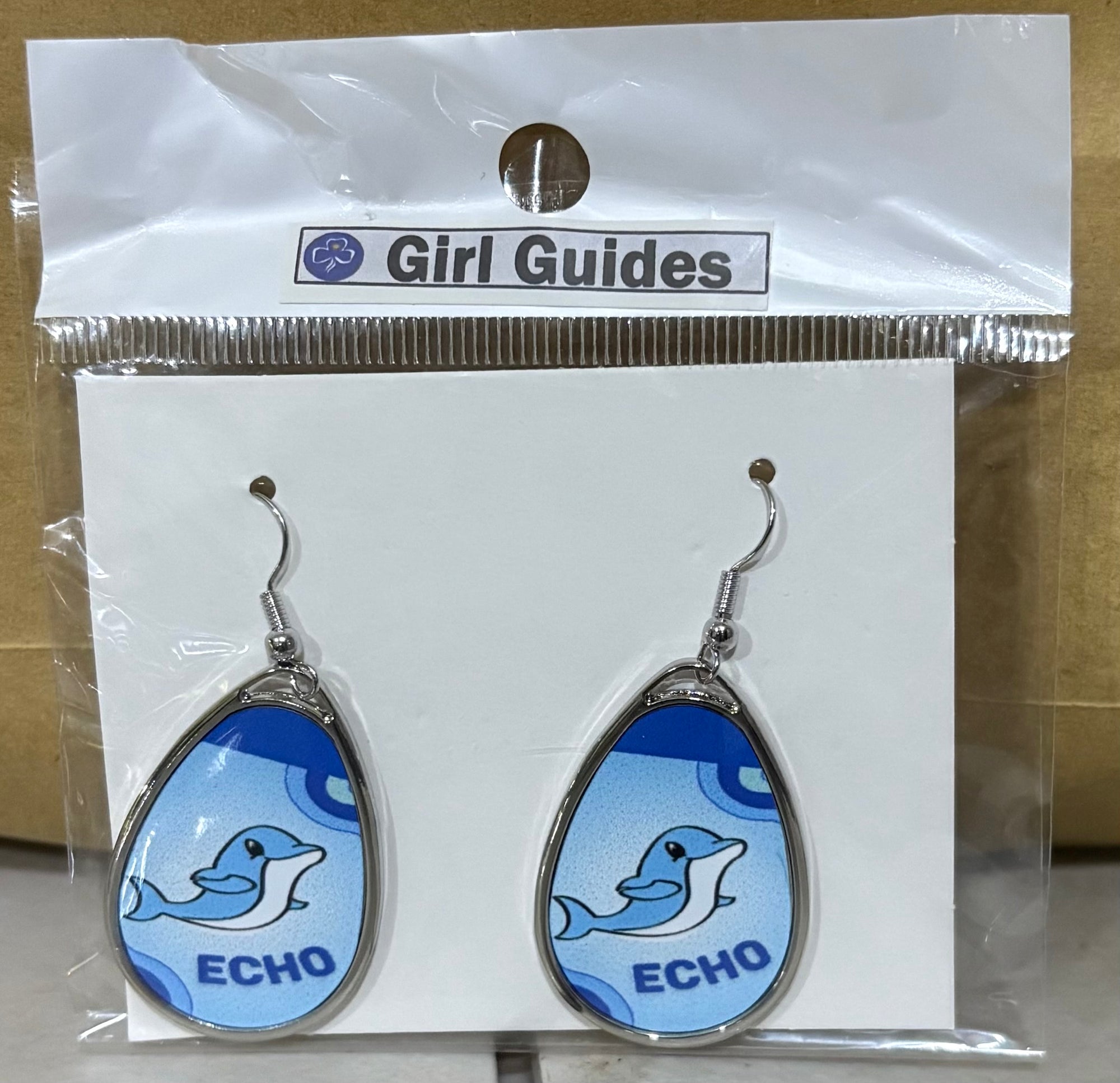 Teardrop earrings with Echo for pierced ears